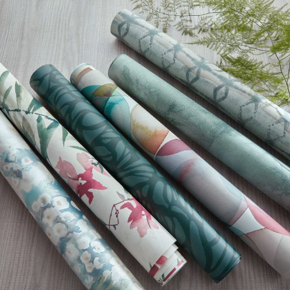 Essence Collection