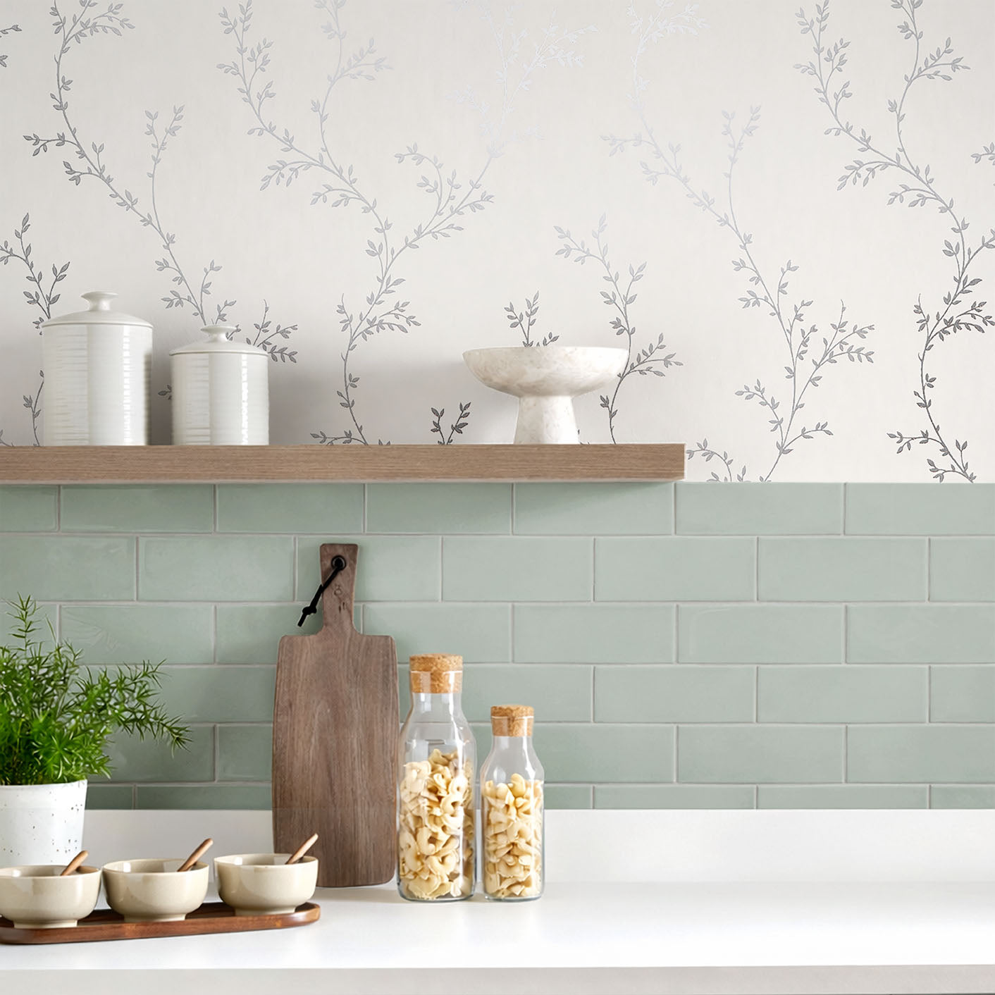 Milton Silver Luxury Leaf Wallpaper