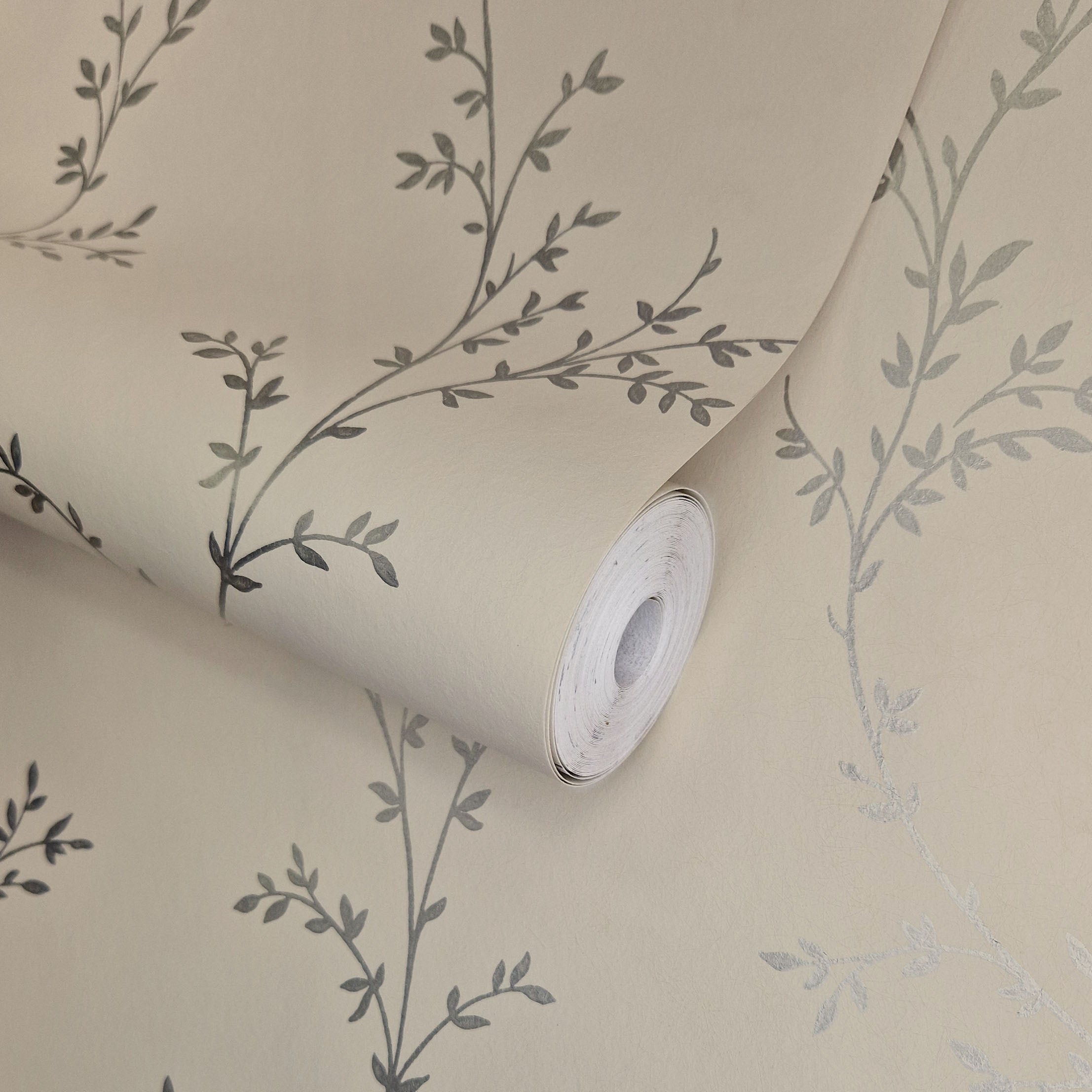 Milton Gold Luxury Leaf Wallpaper