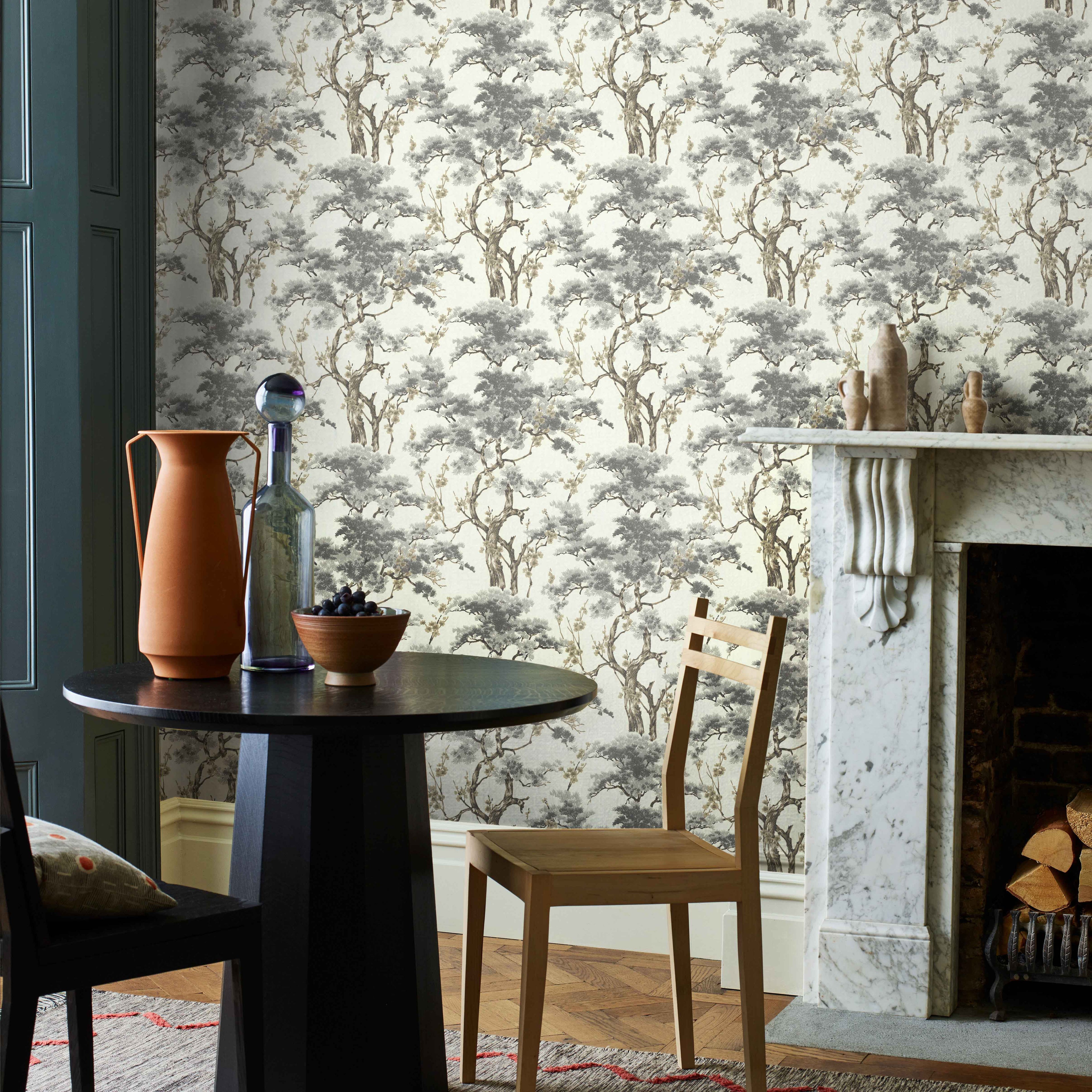 Harewood Grey Luxury Chinoiserie Wallpaper