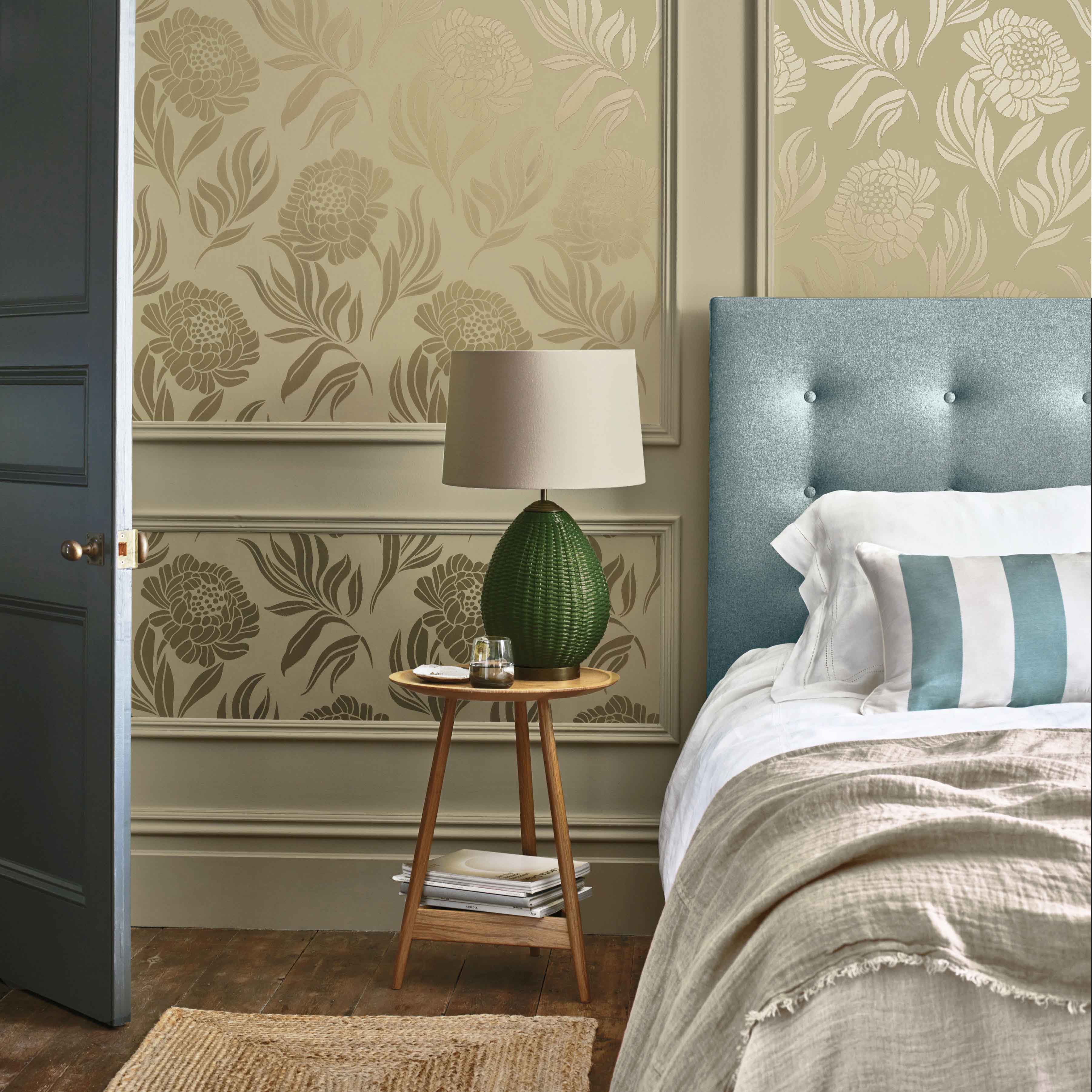 Chatsworth Gold Luxury Floral Wallpaper
