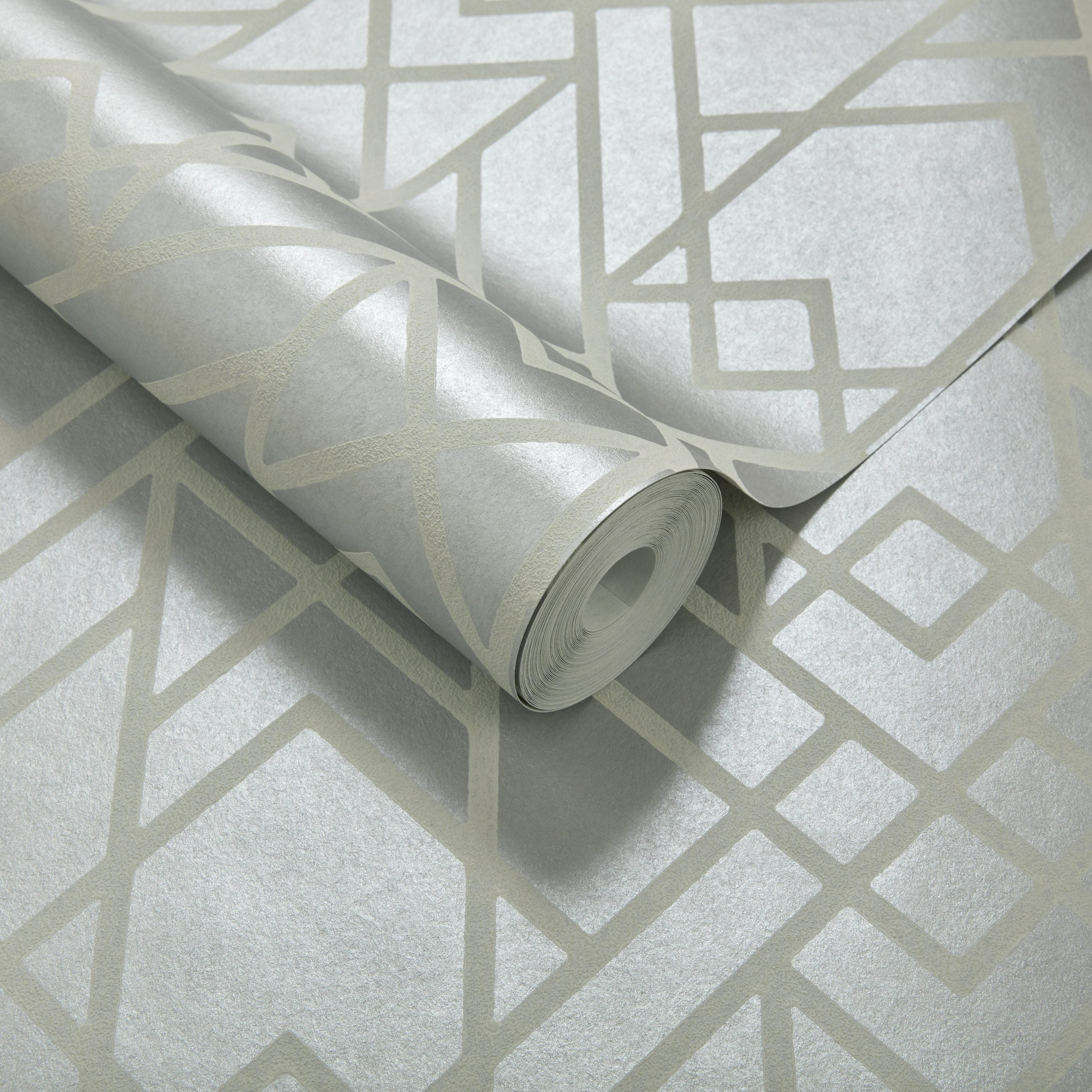 Metro Soft Grey Silver Luxury Geometric Wallpaper