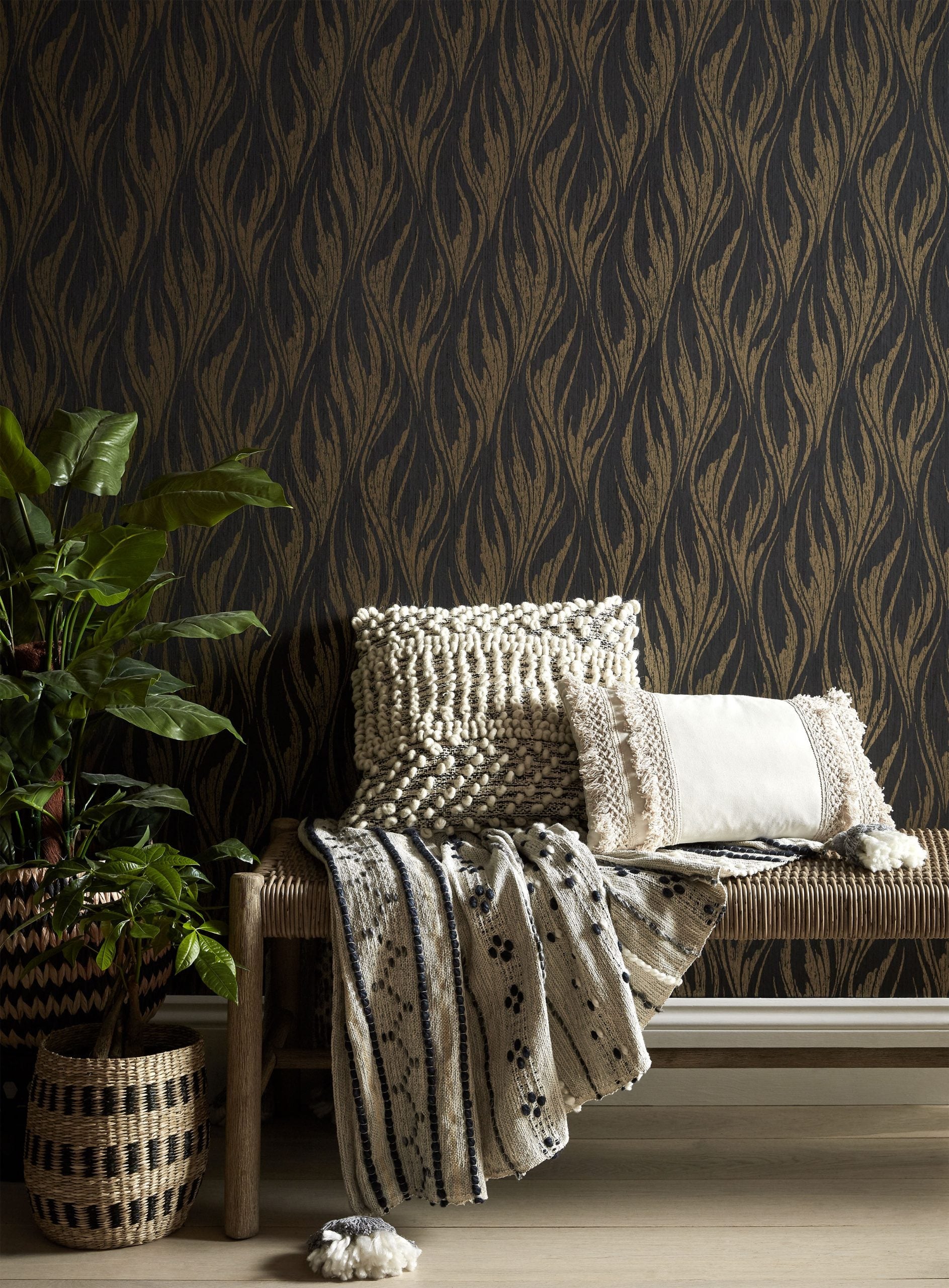 Ripple Bracken Gold and Black Luxury Feature Wallpaper