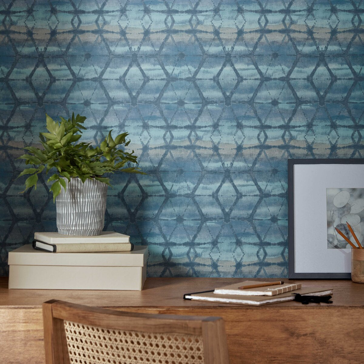 Mineral Agate Blue Luxury Geometric Wallpaper