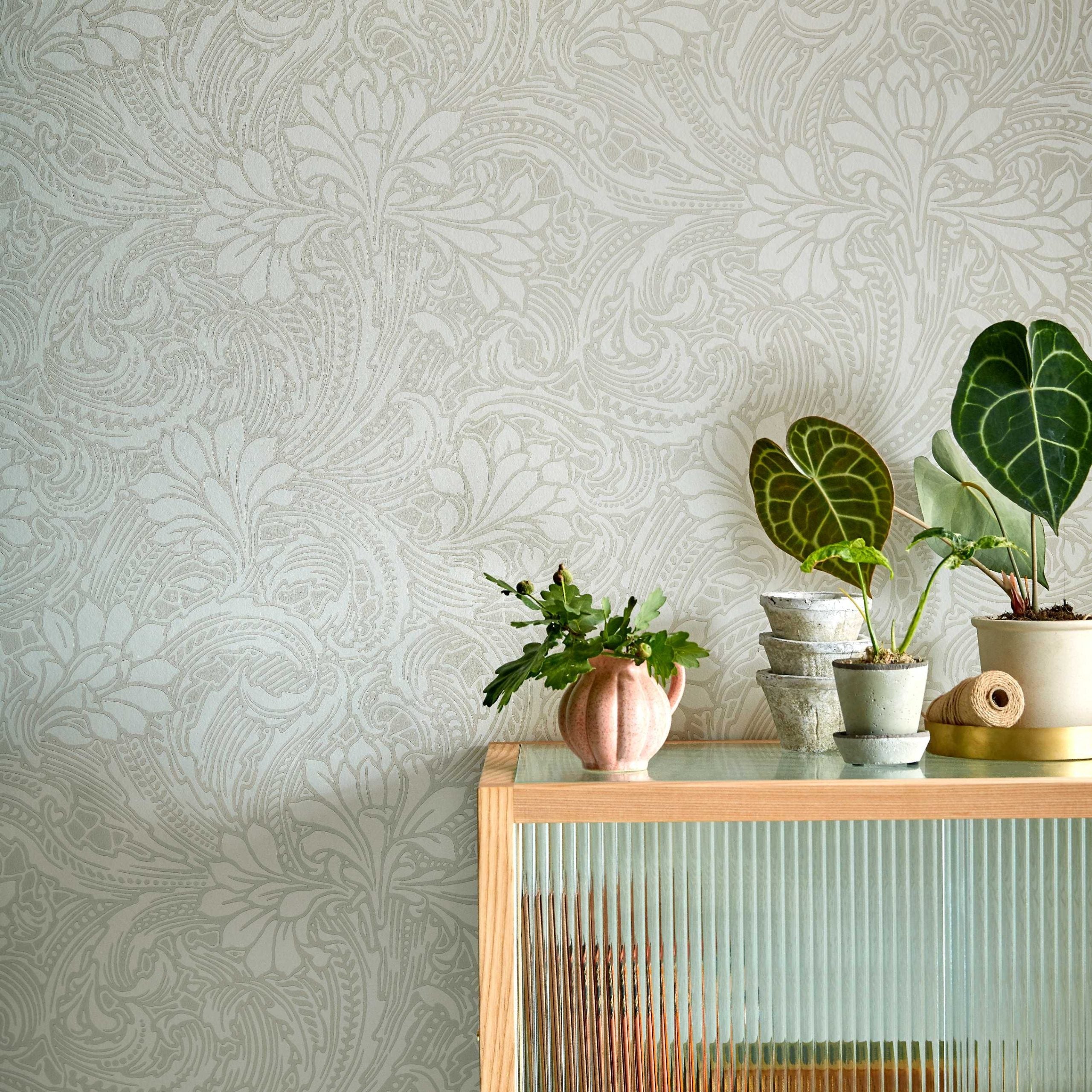 V&A Eden - Natural Cream Wallpaper