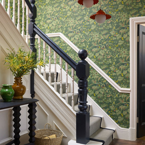 V&A Palmette - Forest Green Wallpaper