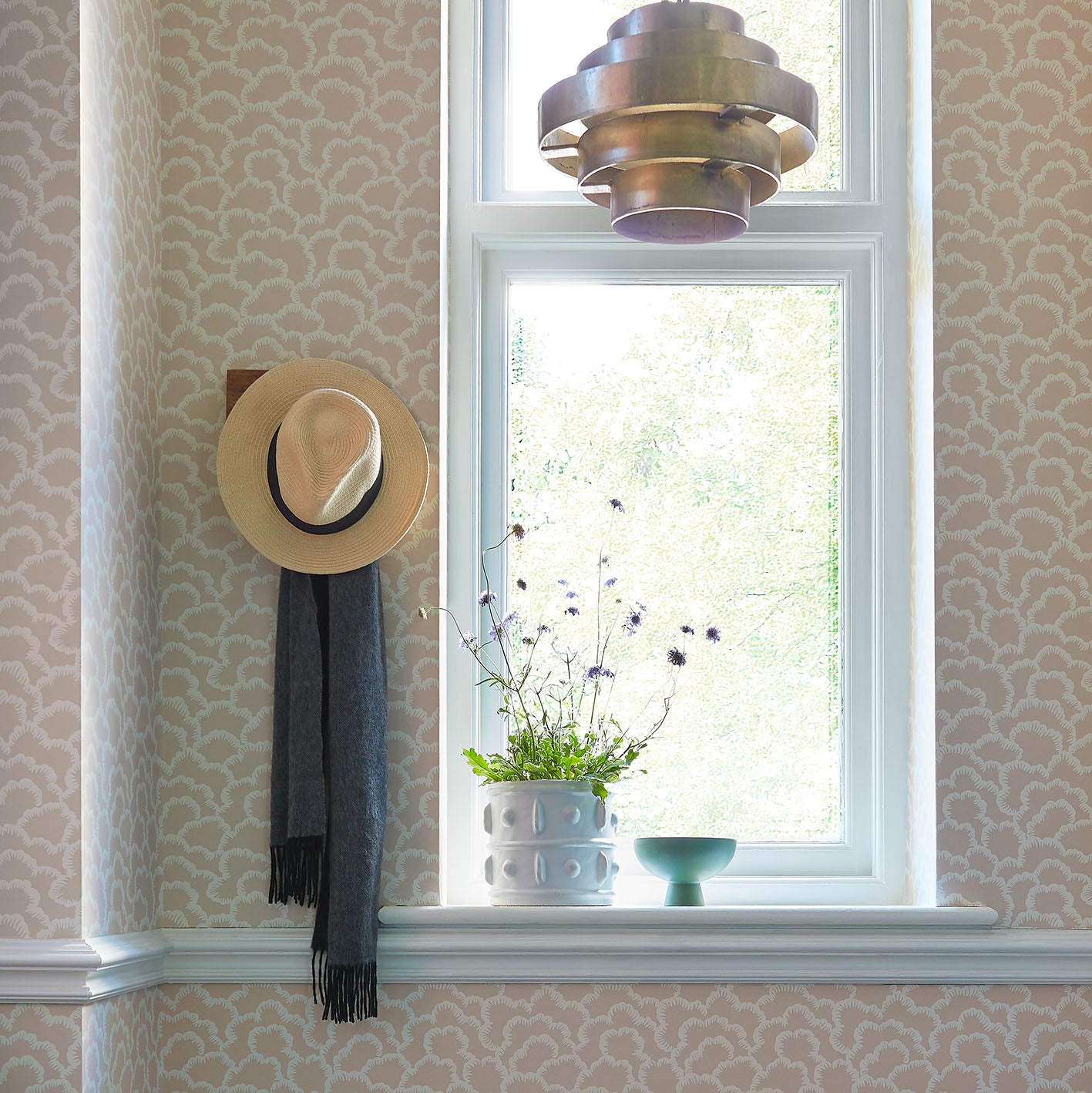 V&A Stratus - Alabaster Pink Wallpaper